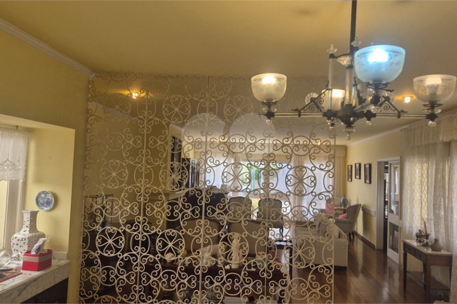 Casa à venda com 4 quartos, sendo 3 suítes, no condomínio Chácara das Rosas, São Paulo - SP