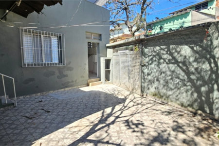 Sobrado à venda com 5 quartos, sendo 1 suíte, em Interlagos, São Paulo, SP