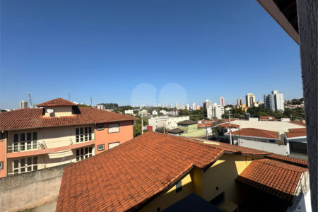 Apartamento á venda com 02 Dormitórios, em São Carlos.