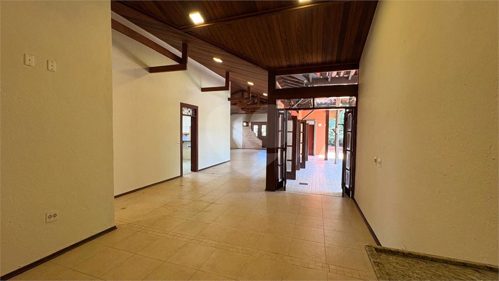 Casa à venda com 4 suítes no condomínio Vivendas do Lago, Sorocaba - SP