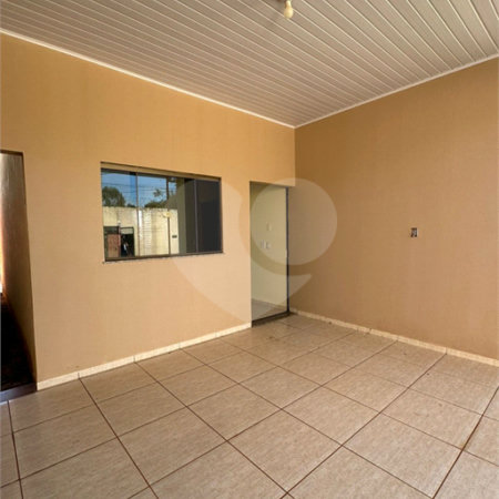 Casa à venda com 2 quartos, sendo 1 suíte, em Jardim Primavera I, Ponta Porã, MS