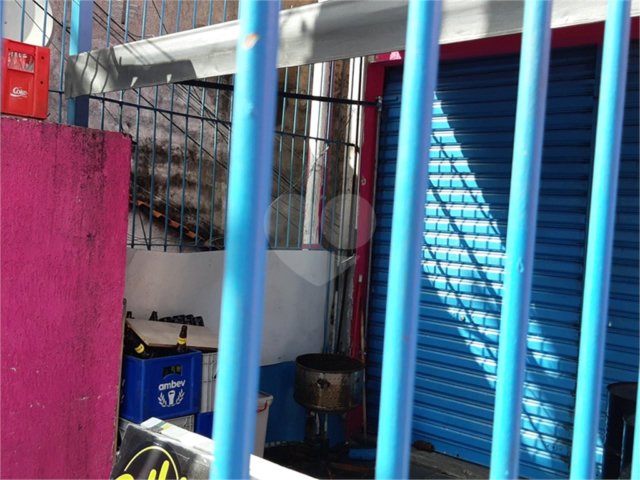 Sobrado à venda com 20 quartos em Jardim Peri, São Paulo, SP