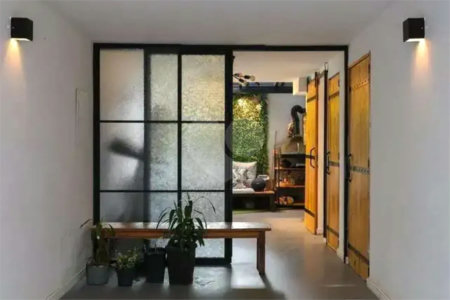 Casa à venda com 2 quartos, sendo 1 suíte,  no condomínio Cube Real Parque, São Paulo - SP