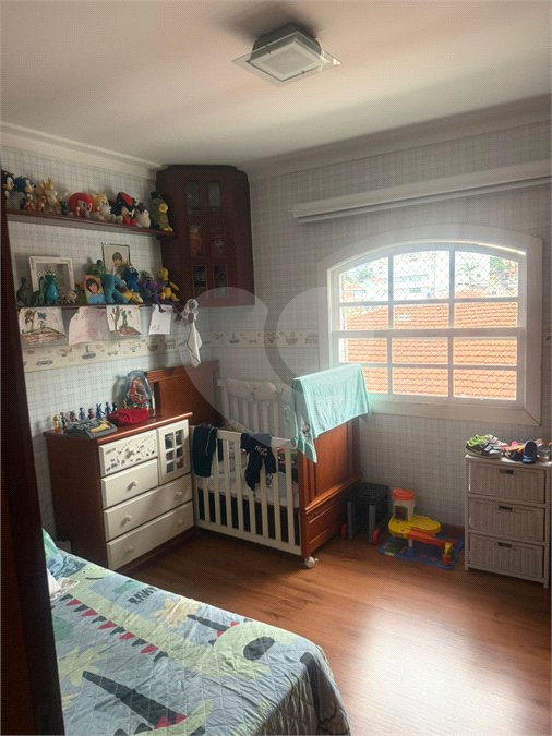 Sobrado à venda com 4 quartos, sendo 1 suíte, em Planalto Paulista, São Paulo, SP