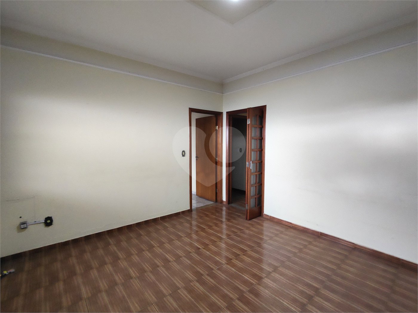 Casa para alugar com 4 quartos, sendo 1 suíte, em Vila Judite, Itapetininga, SP