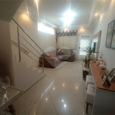 Sobrado à venda com 3 quartos, sendo 1 suíte, em Vila Gustavo, São Paulo, SP
