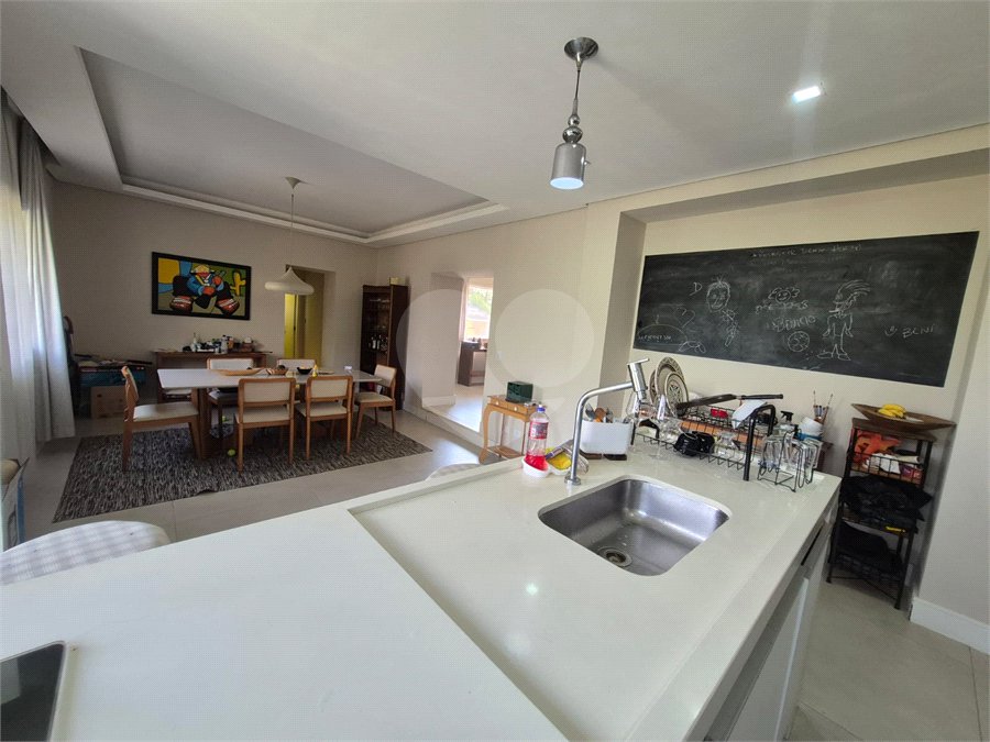 Casa Térrea à venda ou para alugar com 4 suítes em Jardim Paulista, Atibaia, SP