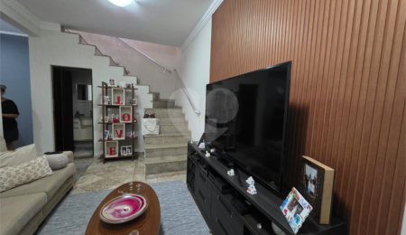Sobrado à venda com 6 quartos, sendo 3 suítes,  em Santa Teresinha, São Paulo, SP