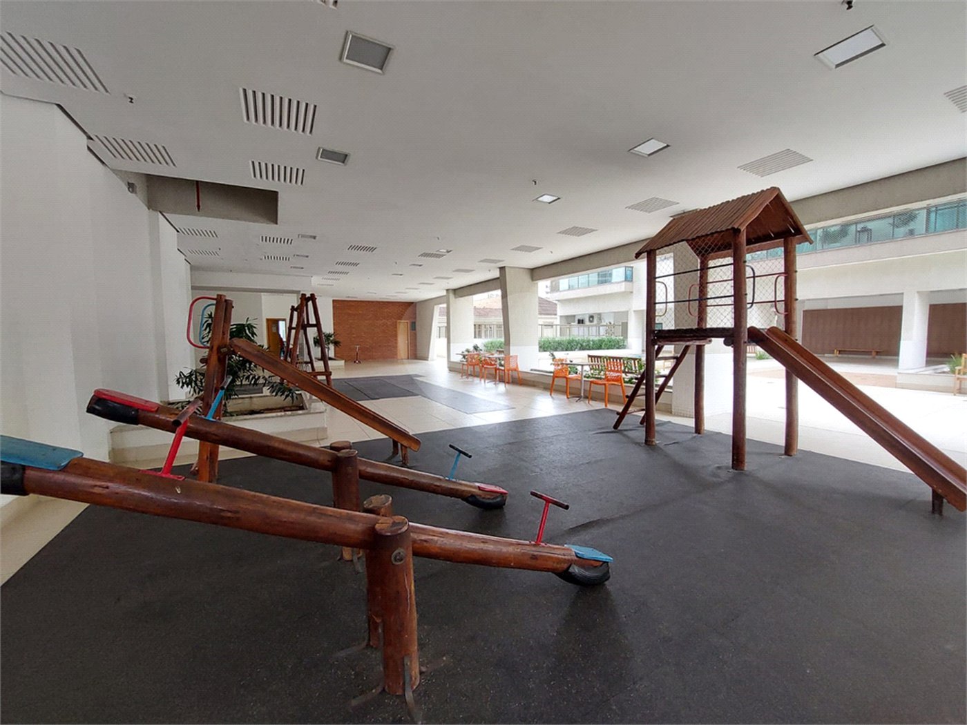 Cobertura à venda com 4 quartos, sendo 1 suíte,  em Tijuca, Rio de Janeiro, RJ