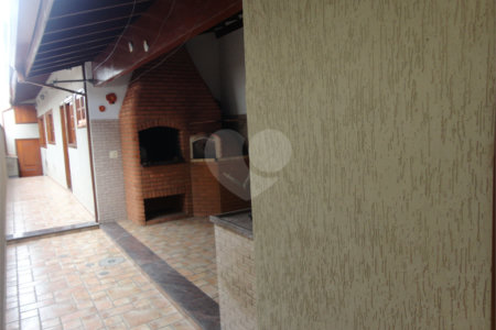 Casa à venda com 3 quartos, sendo 1 suíte, em Santa Marina, Valinhos, SP