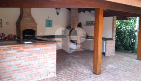 Casa à venda com 3 suítes no condomínio Sausalito, Mairiporã - SP