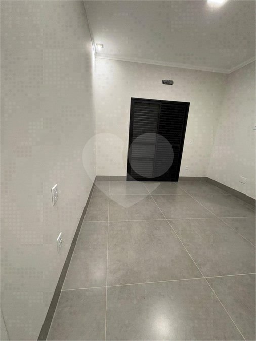 Casa à venda com 3 suítes em Residencial Tivoli, Araraquara, SP