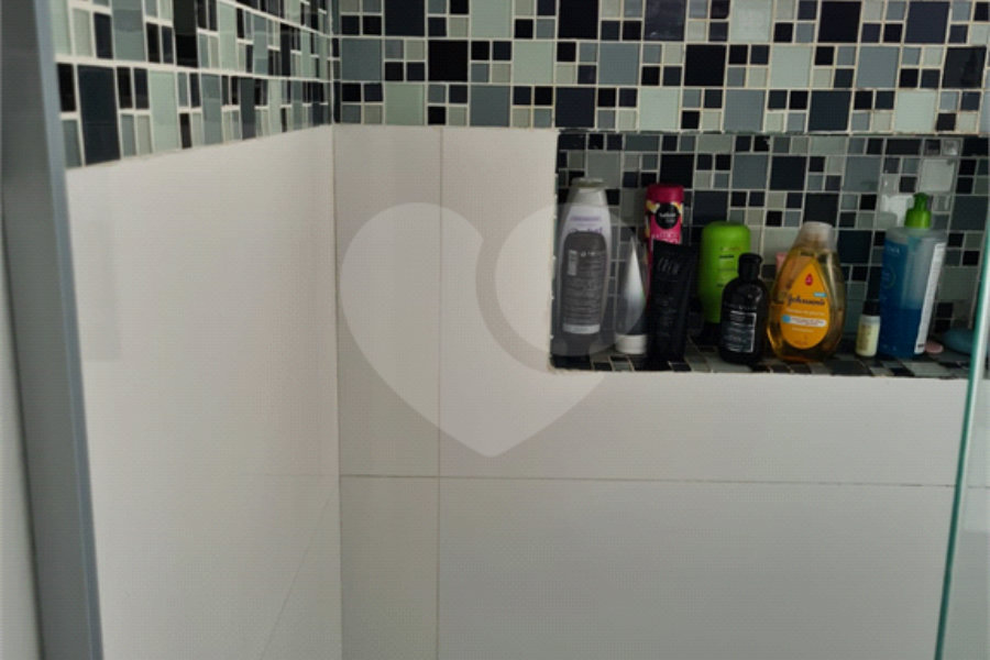 Sobrado à venda com 5 quartos, sendo 2 suítes, em Vila Guilherme, São Paulo, SP
