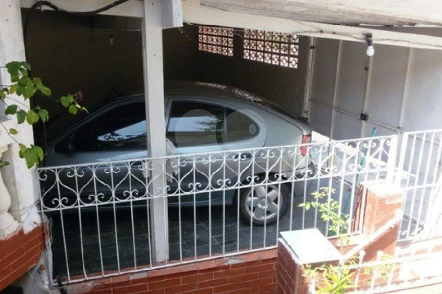 Sobrado à venda com 2 quartos em Tremembé, São Paulo, SP