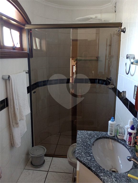 Casa à venda com 4 quartos, sendo 3 suítes,  em Alto Ipiranga, Mogi das Cruzes, SP