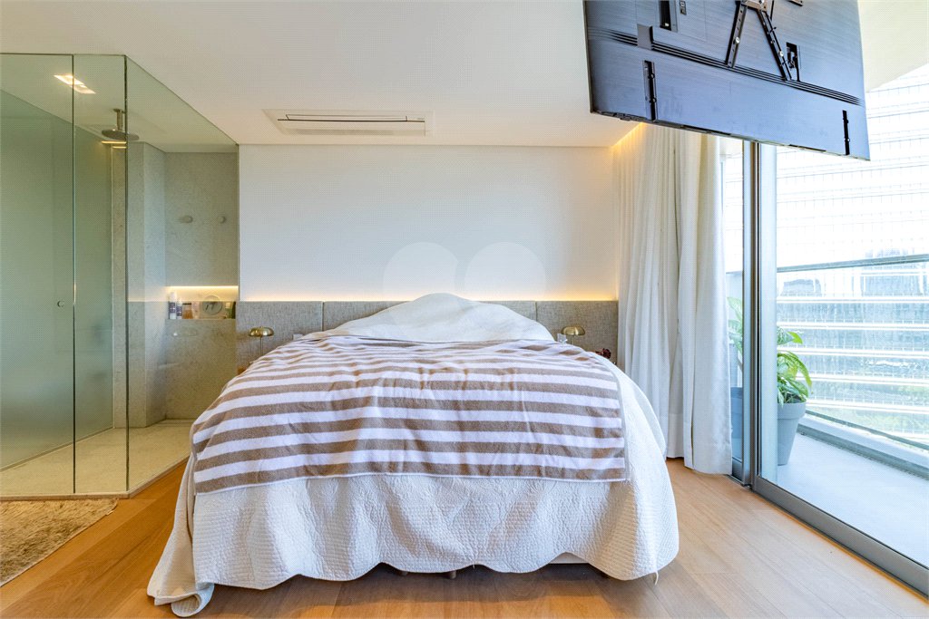 Apartamento à venda ou para alugar com 1 quarto em Vila Olímpia, São Paulo, SP