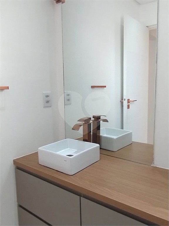 Casa Térrea à venda com 1 quarto em Vila Nivi, São Paulo, SP