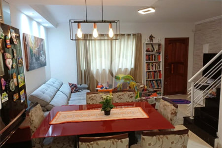 Casa à venda com 3 quartos, sendo 1 suíte,  no condomínio Residencial Shekinah, São Paulo - SP