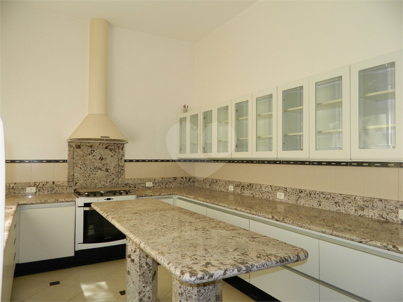 Casa à venda com 3 suítes no condomínio Fazenda Vila Real, Itu - SP