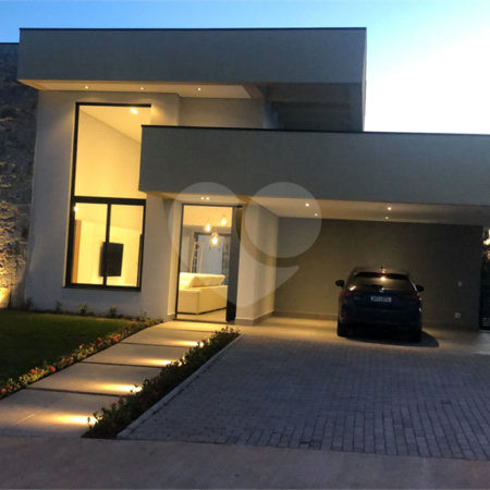 Casa à venda com 3 suítes no condomínio Residencial Fazenda Altaq Vista, Salto de Pirapora - SP