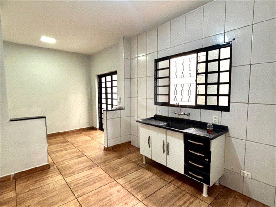 Casa à venda com 3 quartos, sendo 1 suíte, em Jardim Tropical, Sorocaba, SP