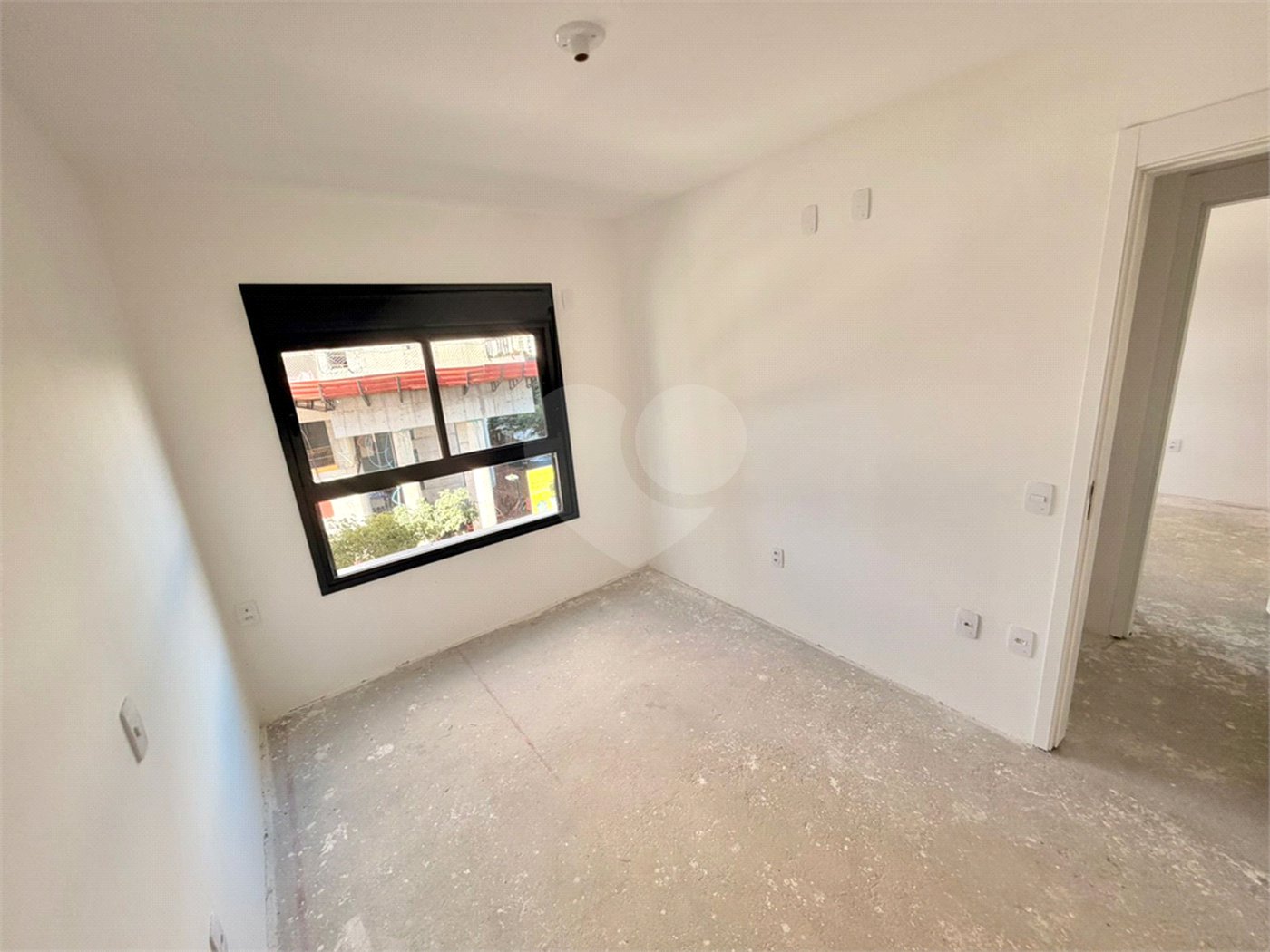Apartamento à venda com 4 quartos, sendo 3 suítes, em Água Branca, São Paulo, SP