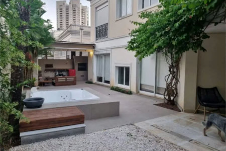 Casa à venda com 3 suítes no condomínio Solares Vila Europa, São Paulo - SP