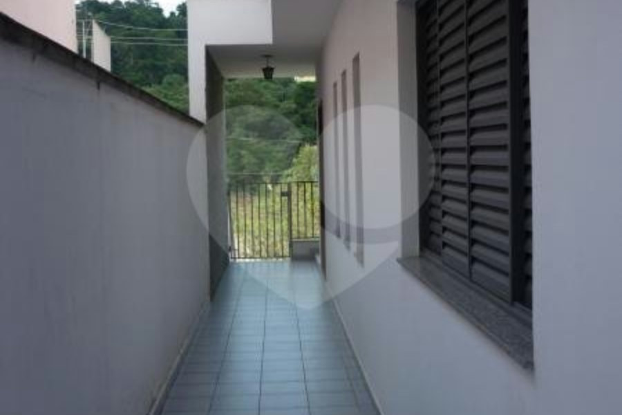 Sobrado à venda com 3 quartos, sendo 1 suíte, em Horto Florestal, São Paulo, SP