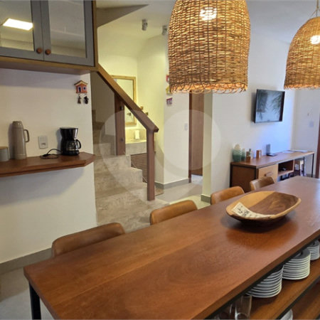 Casa à venda com 3 quartos, sendo 1 suíte, no Centro / Arraial D'ajuda, Porto Seguro, BA