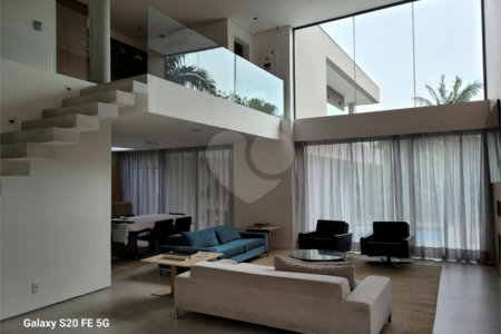 Casa à venda com 3 suítes em Jardim Prudência, São Paulo, SP