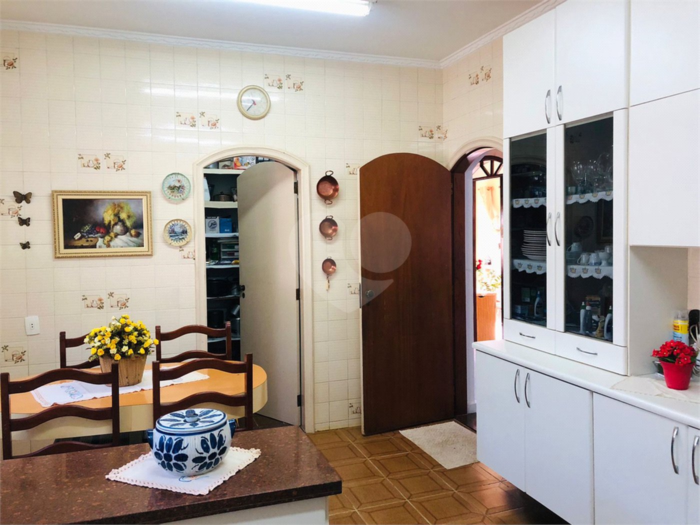 Chácara à venda com 6 quartos, sendo 2 suítes, em Vila Moraes, Mogi das Cruzes, SP