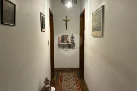 Casa à venda com 3 quartos, sendo 1 suíte,  em Vila Galvão, Guarulhos, SP
