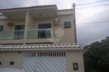 Casa à venda com 3 quartos em Campo Grande, Rio de Janeiro, RJ