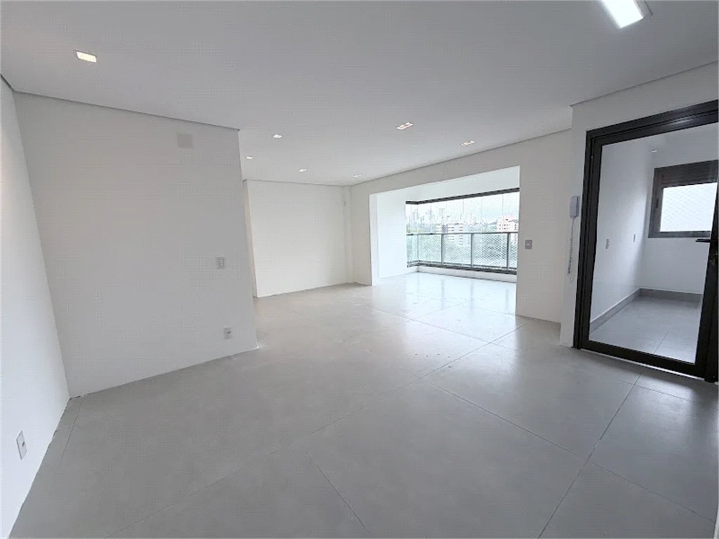 Apartamento à venda com 3 quartos, sendo 1 suíte,  em Vila Leopoldina, São Paulo, SP