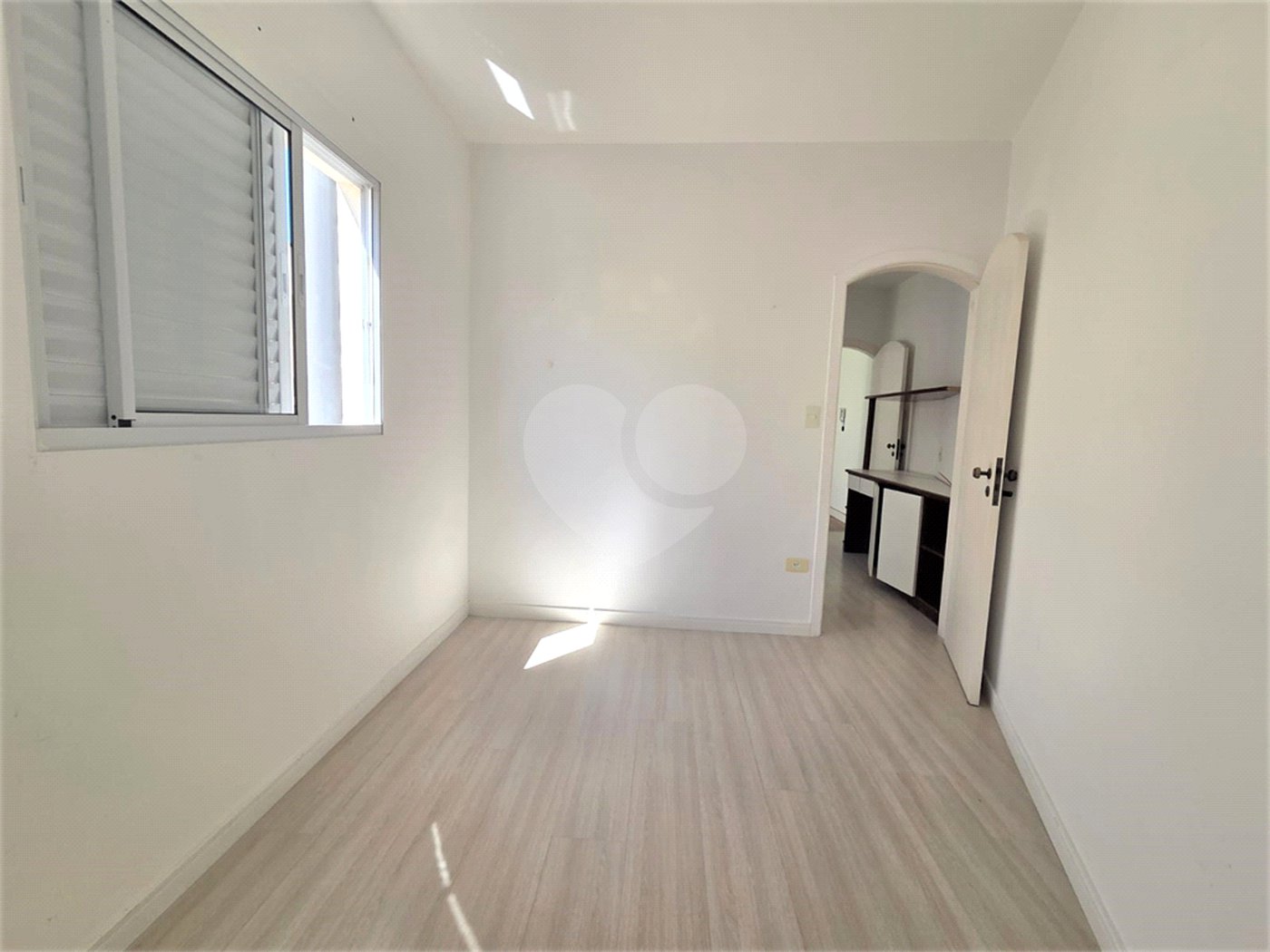 Sobrado à venda ou para alugar com 3 quartos, sendo 2 suítes,  em Vila Lucia, São Paulo, SP
