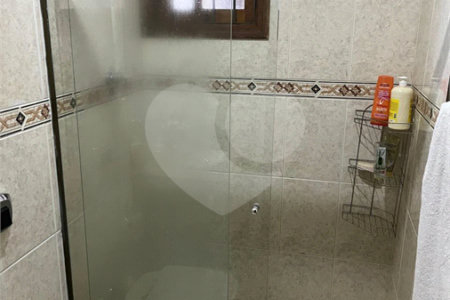 Casa à venda com 3 suítes no condomínio Residencial Palmas I, São Paulo - SP