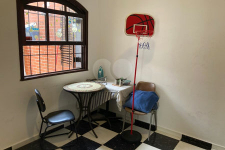 Sobrado à venda com 5 quartos, sendo 4 suítes, em Planalto Paulista, São Paulo, SP