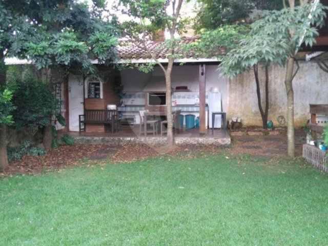 Casa Térrea à venda com 4 suítes em Jardim Floresta, São Paulo, SP