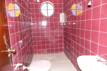 Casa à venda com 5 quartos, sendo 3 suítes, em Vila São Francisco, São Paulo, SP