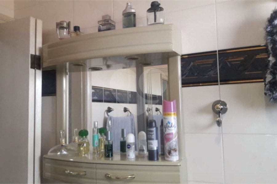 Sobrado à venda com 3 quartos, sendo 1 suíte, em Vila Milton, Guarulhos, SP