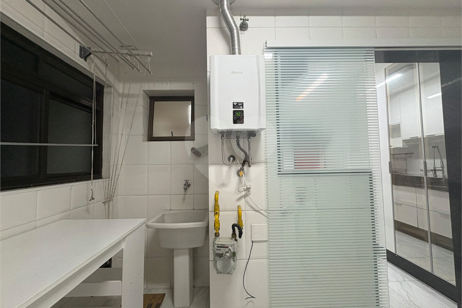 Apartamento à venda com 3 quartos, sendo 1 suíte, em Santana, São Paulo, SP