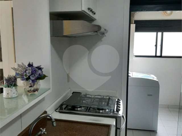 Apartamento à venda com 3 quartos, sendo 1 suíte,  em Santo Amaro, São Paulo, SP