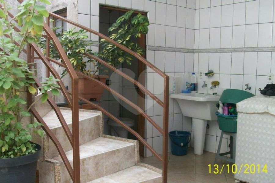 Sobrado à venda com 5 quartos, sendo 1 suíte, em Parada Inglesa, São Paulo, SP