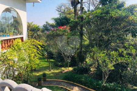 Chácara à venda com 6 quartos, sendo 2 suítes, em Vila Moraes, Mogi das Cruzes, SP