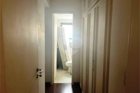 Apartamento à venda com 3 quartos, sendo 2 suítes,  em Fazenda Morumbi, São Paulo, SP