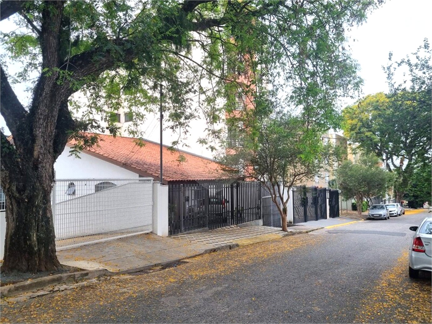 Casa à venda ou para alugar com 5 quartos, sendo 2 suítes,  em Jardim Europa, Sorocaba, SP