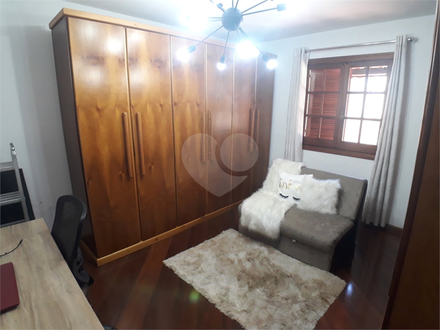 Casa Térrea à venda com 6 quartos, sendo 2 suítes, em Limão, São Paulo, SP