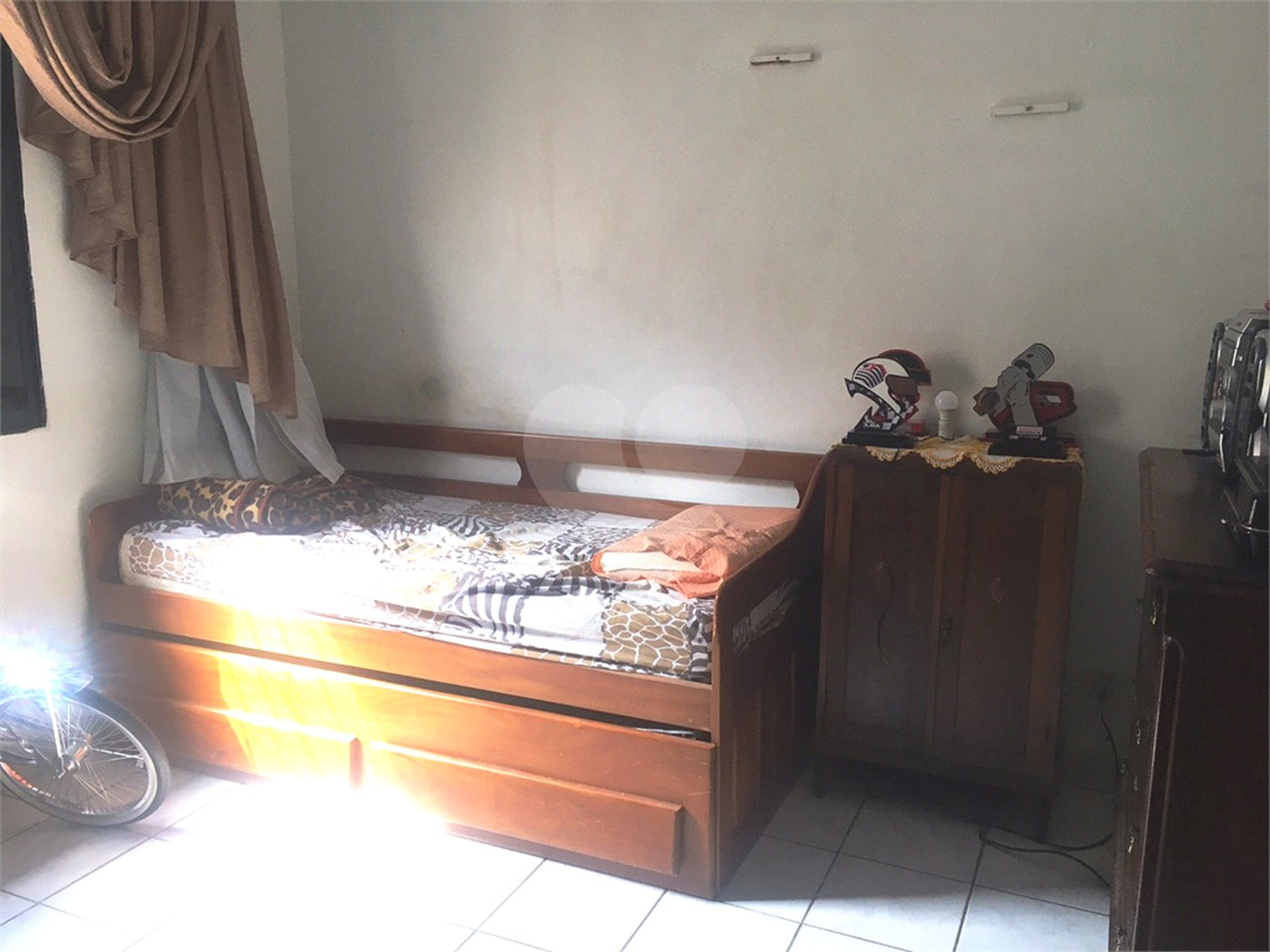 Casa Térrea à venda com 4 quartos, sendo 1 suíte,  em Vila Mazzei, São Paulo, SP