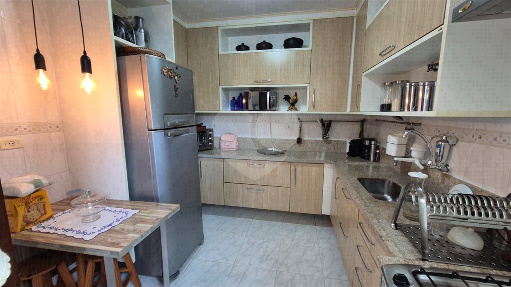 Casa à venda com 3 quartos, sendo 1 suíte, no condomínio Indefinido_ernani Pinto_439, São Paulo - SP