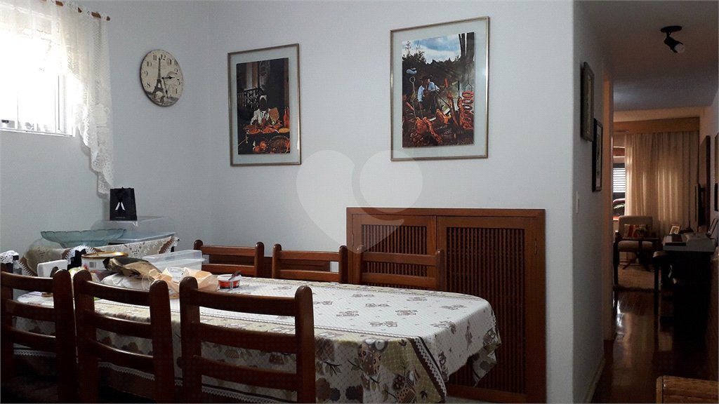 Sobrado à venda com 5 quartos, sendo 1 suíte, em Jardim Caravelas, São Paulo, SP